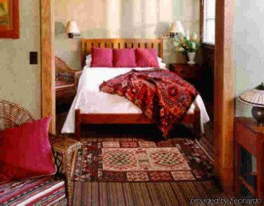 Roycroft Inn East Aurora Room photo