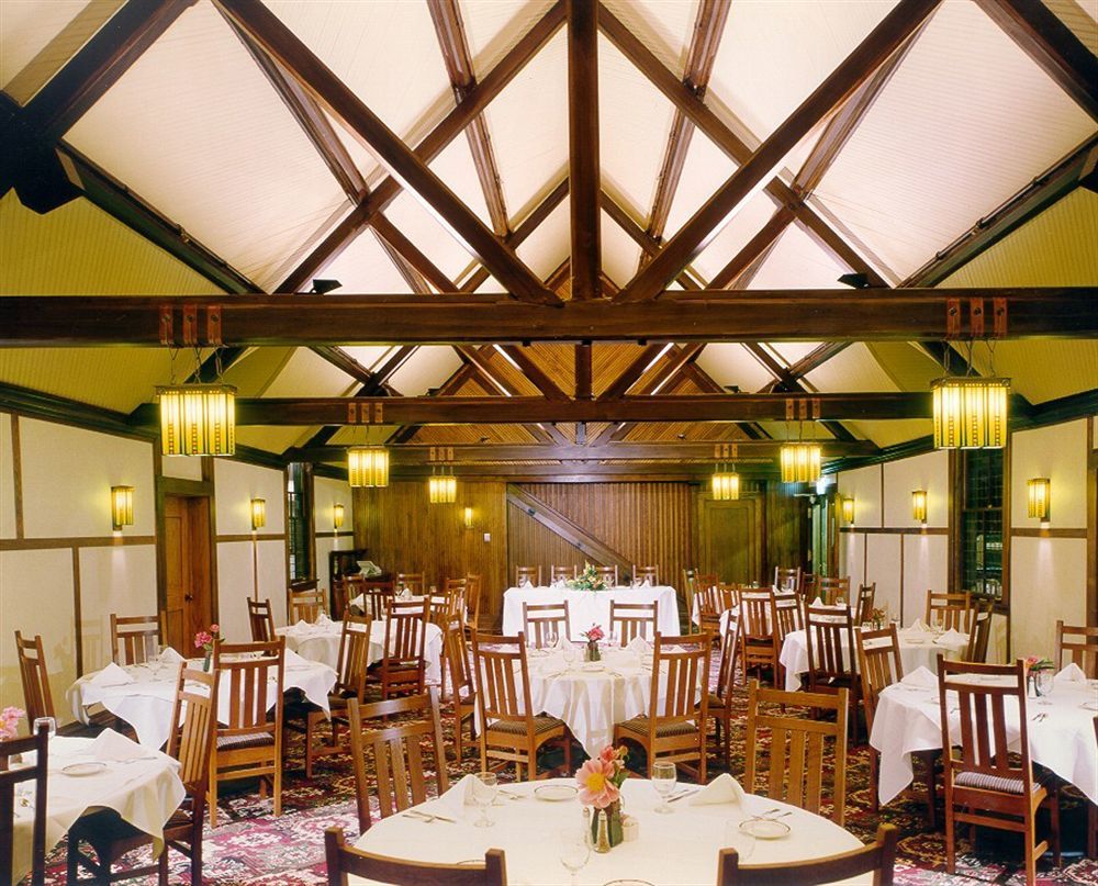 Roycroft Inn East Aurora Exterior photo
