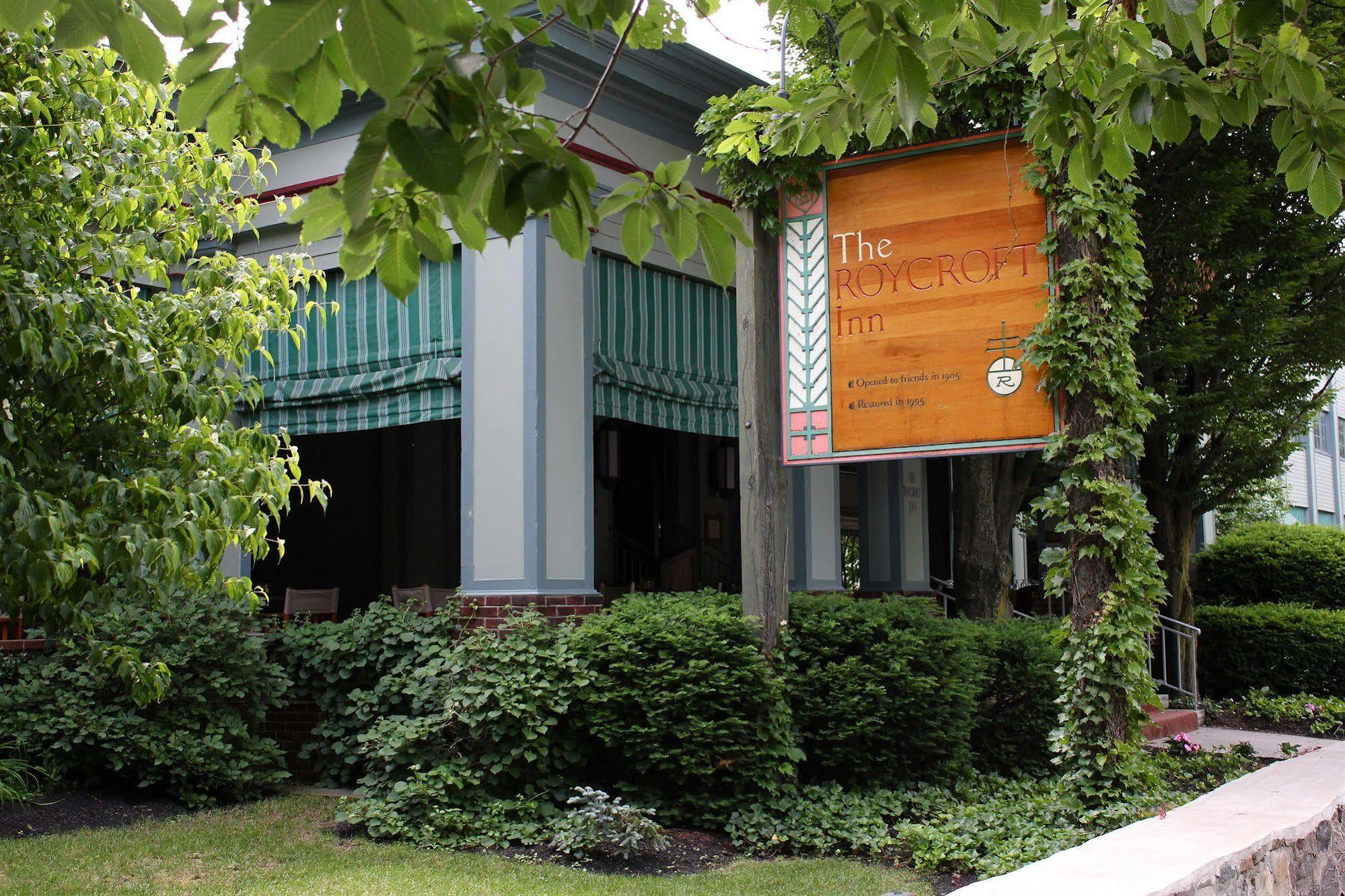 Roycroft Inn East Aurora Exterior photo
